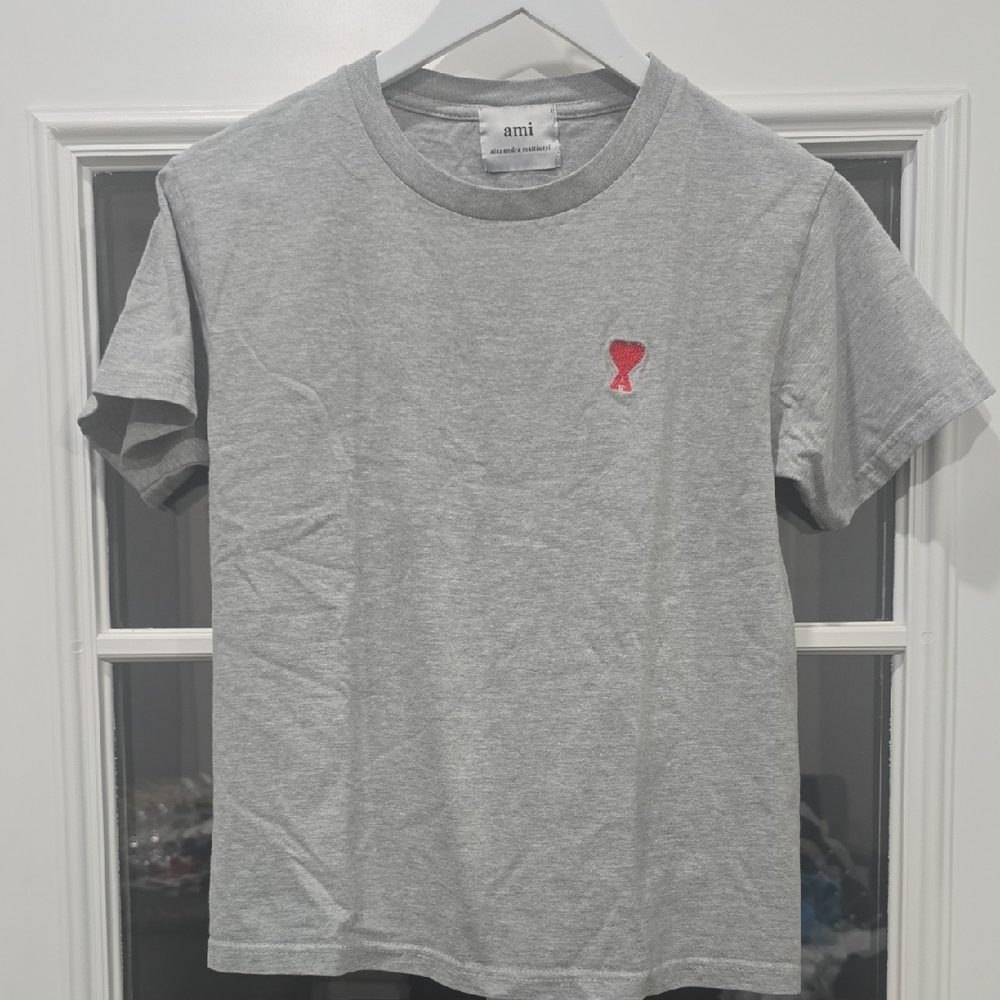 Ami Gray Short Sleeve T-Shirt with Red Heart Logo